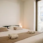 Apartamento Nieuw Vlakbij Het Met Terras En Privégarage