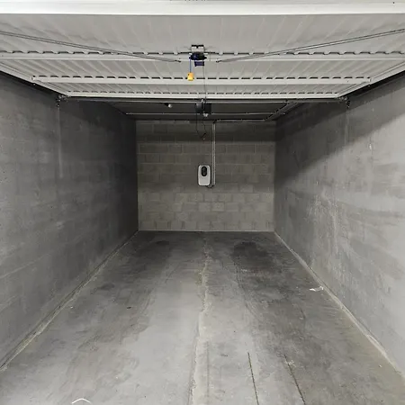 Marie - Nieuw Vlakbij Het Met Terras En Privegarage Apartamento