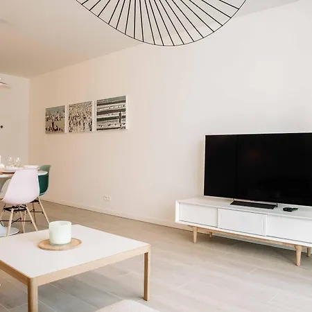 Marie - Nieuw Vlakbij Het Met Terras En Privegarage